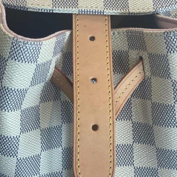 Louis Vuitton Sperone Backpack - Picture 7 of 16